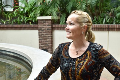 Blonde Woman - Fountain