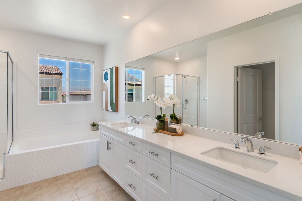 Vacant Home Staging in Palm Desert, CA
