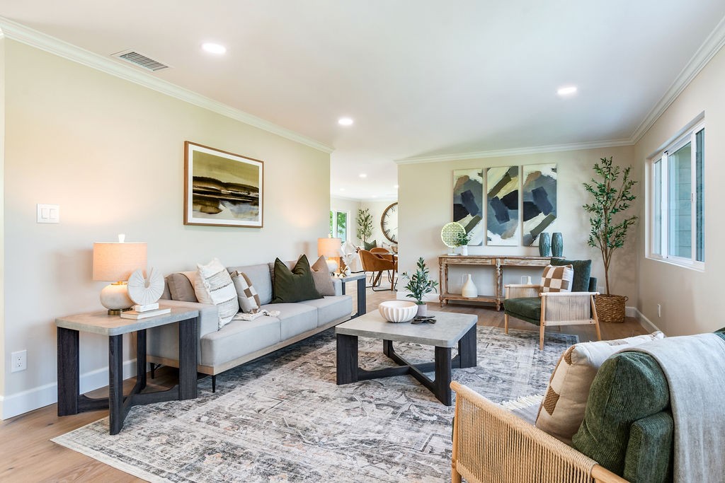 Redlands, CA Home Staging For Real Estate Listing