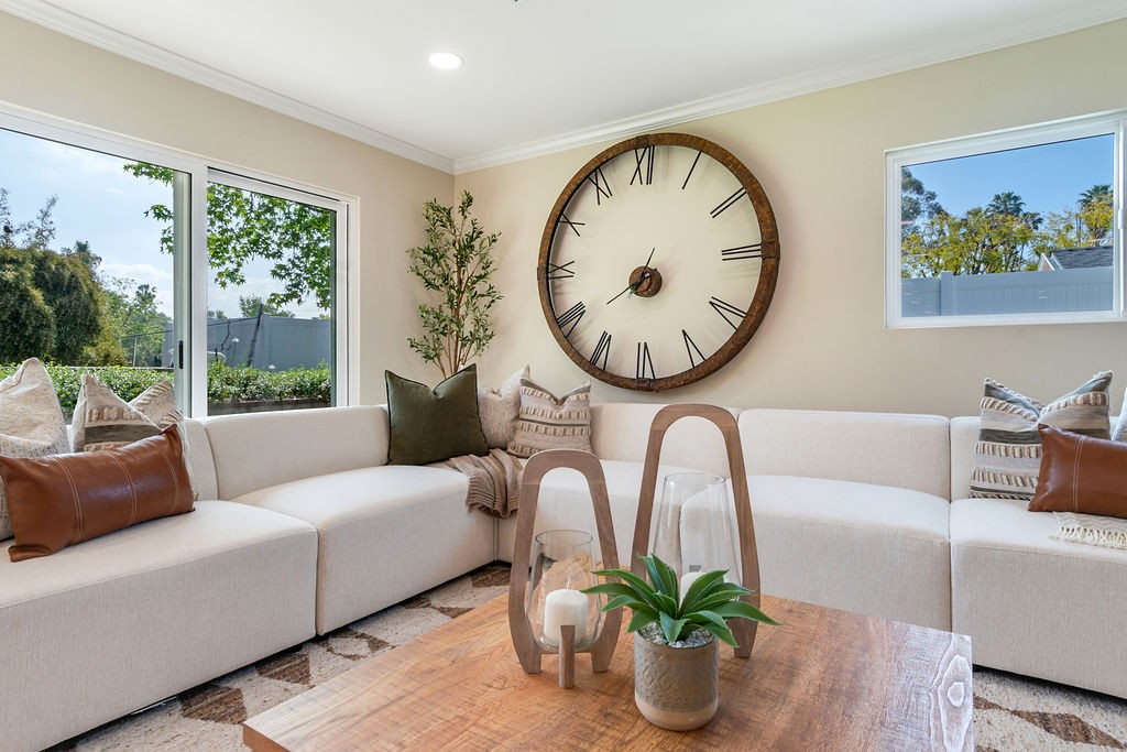 Redlands, CA Home Staging For Real Estate Listing