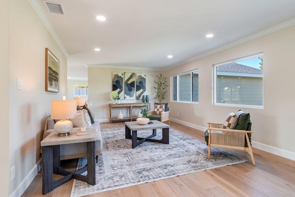 Redlands, CA Home Staging For Real Estate Listing