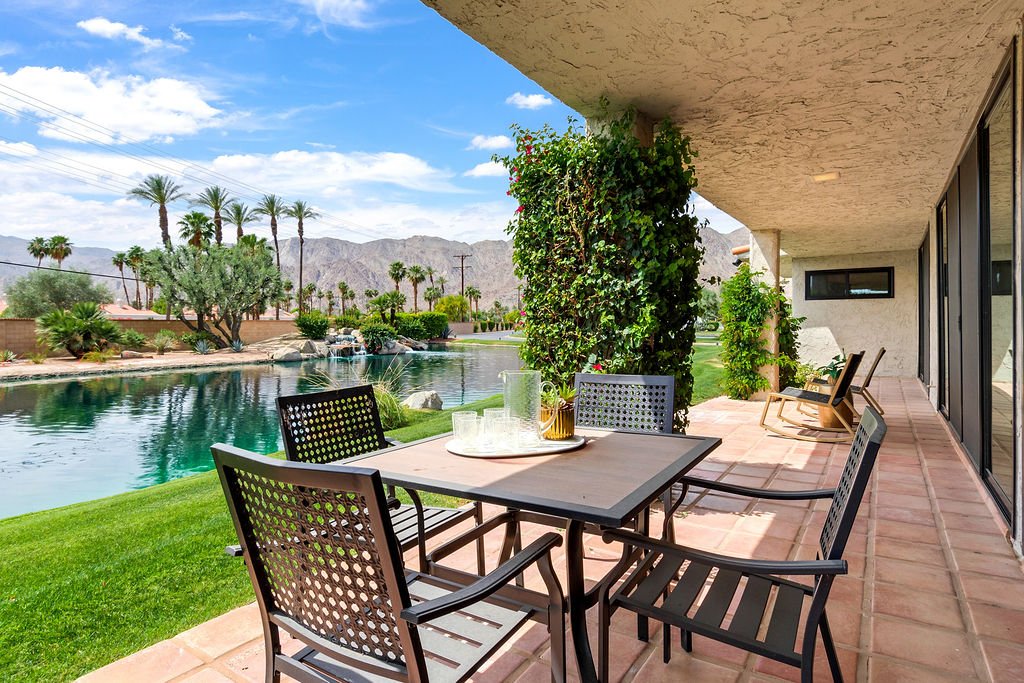 Modern Organic Home Staging In La Quinta, CA