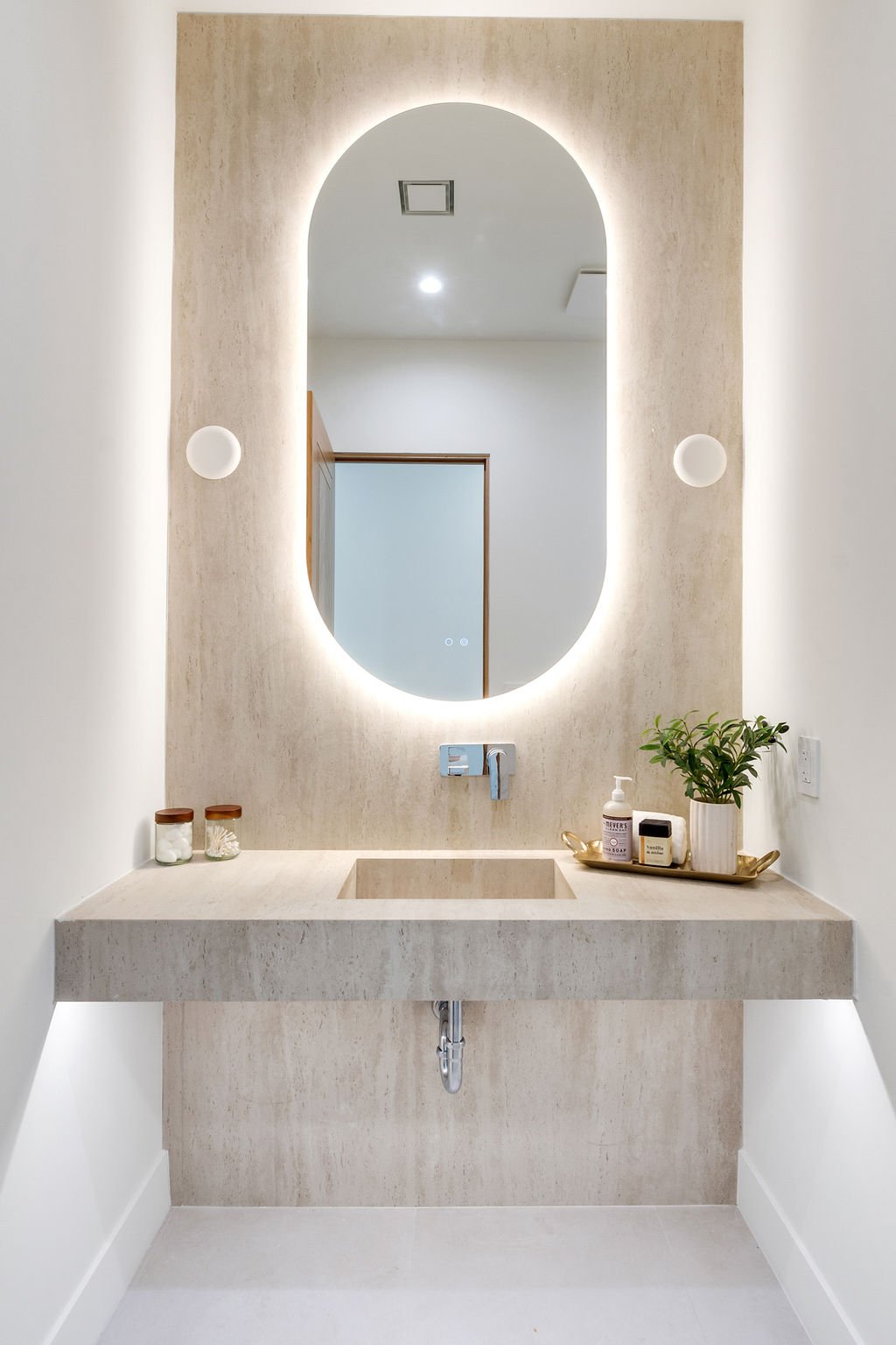 Luxury Vacant Home Staging In Palm Springs, CA