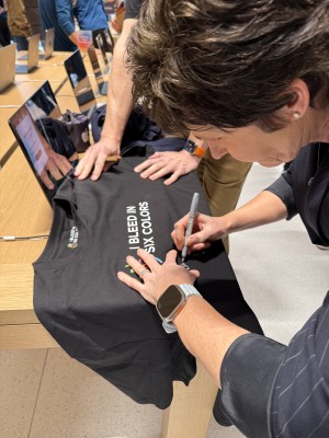 Apple Senior Vice President Retail + People Deirdre O’Brien