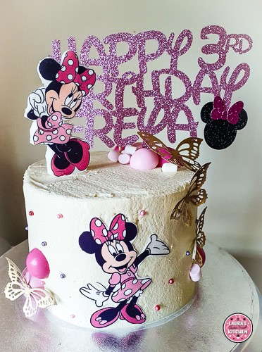 Minnie Mouse Cake